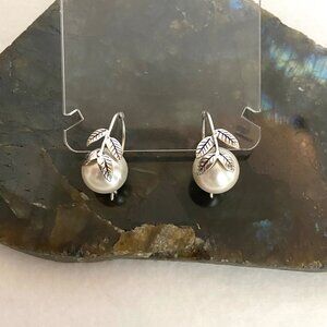 Sterling Silver 925 ATI Round White Faux Pearl Leaf Dangle Drop Earrings